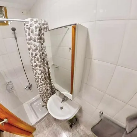 Apartment Atlanticrealtors Leon Y Castillo Ar004